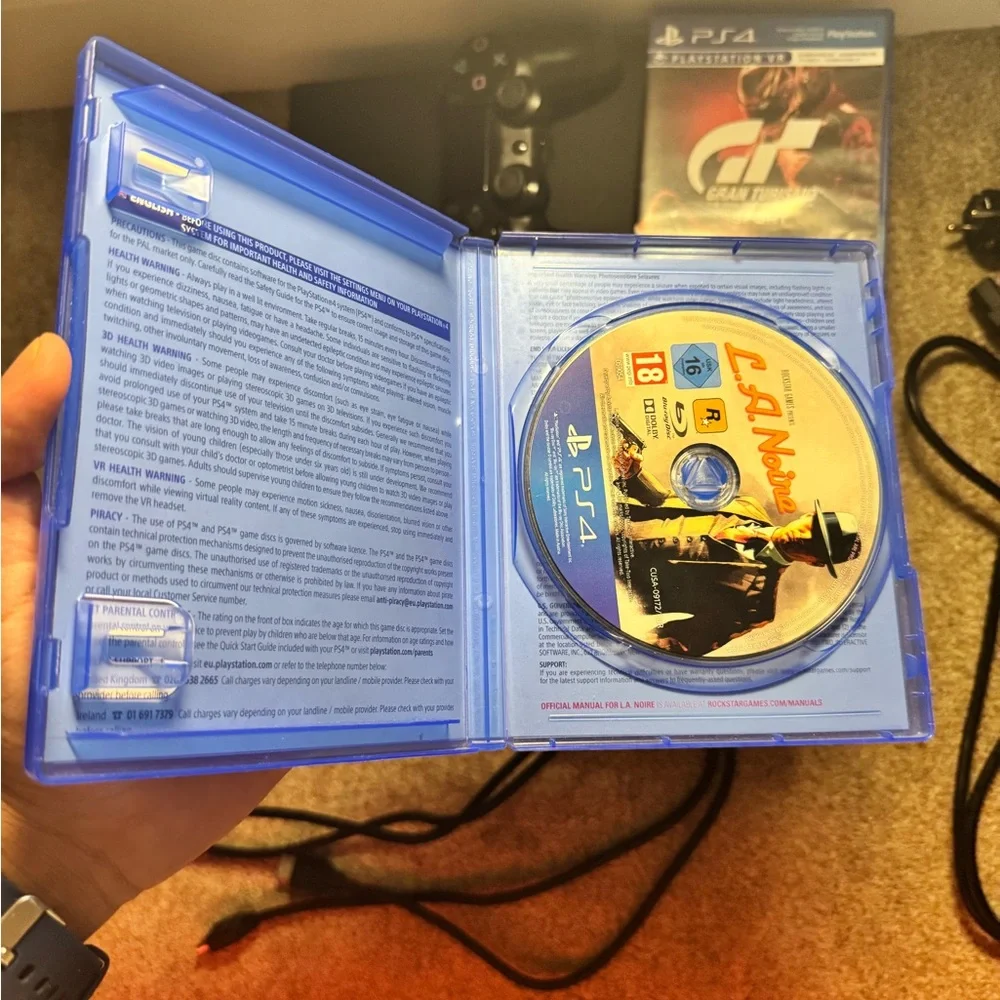 Sony PlayStation 4 pro disc edition 1TB comes with 4 game 1 controller